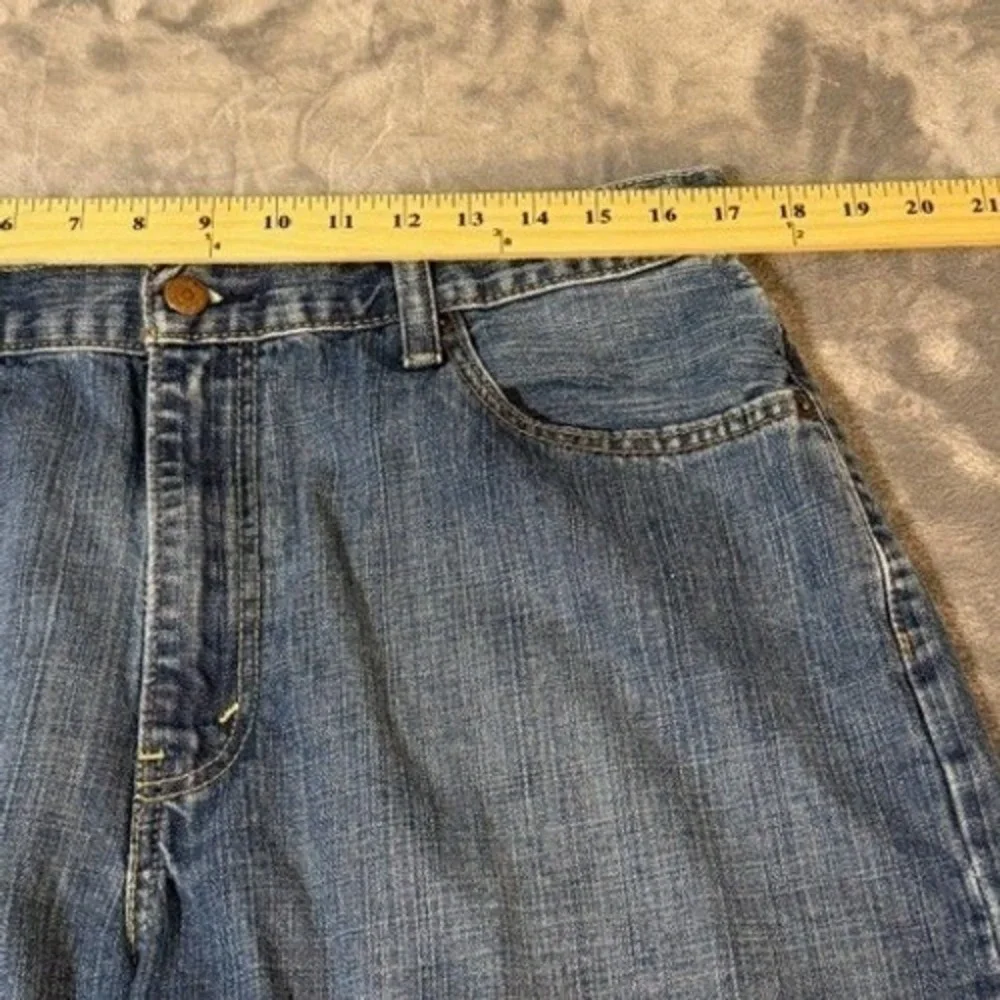 Levis 569 Loose Straight Denim Shorts Mens 36 Medium Wash Blue Baggy Jorts Y2K